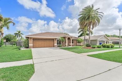 Welcome to this beautifully maintained 3-bed, 2-bath home in the - photo 2