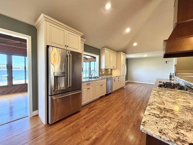 4 bedroom, 3 bath tri-level lake home on Mallard Point Road with - photo 6