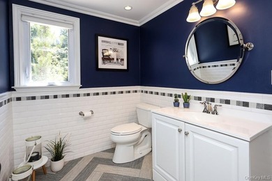 This is the home you've been waiting for. Multilevel home in the - photo 23