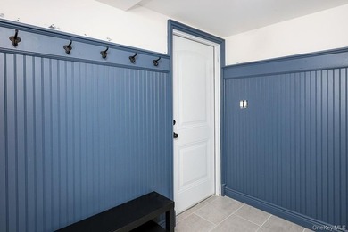 This is the home you've been waiting for. Multilevel home in the - photo 24
