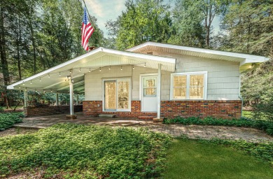 Lake Home Sale Pending in Albrightsville, Pennsylvania