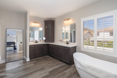 Beautiful 6-bed home in Club West's Dove Canyon! High end - photo 32