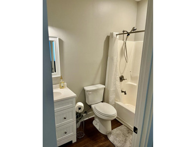 Welcome to coastal living at its best! Historic Beckett - photo 37