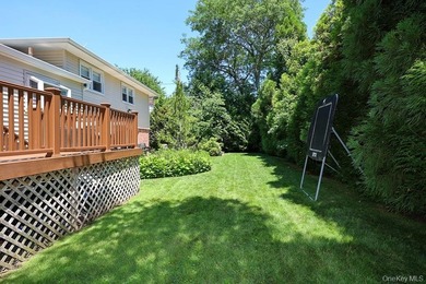 This is the home you've been waiting for. Multilevel home in the - photo 40