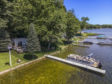 Eagle Lake - Allegan County Home For Sale in Bloomingdale Michigan
