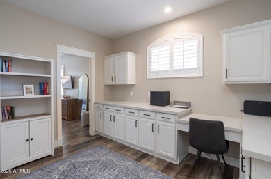 Beautiful 6-bed home in Club West's Dove Canyon! High end - photo 42