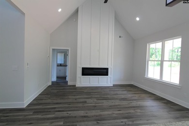Beautiful new custom home located in a desirable Lake Murray - photo 10