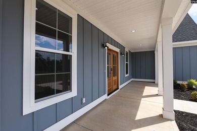Beautiful new custom home located in a desirable Lake Murray - photo 3