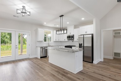 Beautiful new custom home located in a desirable Lake Murray - photo 10