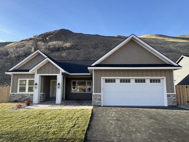 Big Wood River Home For Sale in Bellevue Idaho