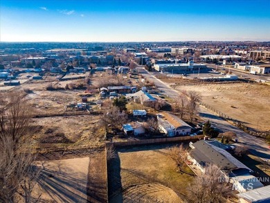 Bring your investors! Great location for so many things,. This - photo 7