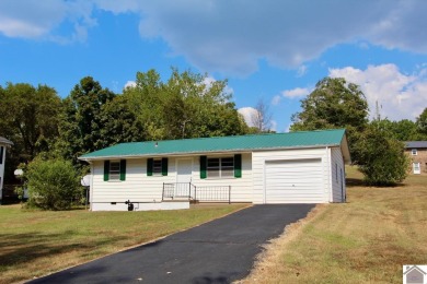 Lake Home For Sale in Kuttawa, Kentucky