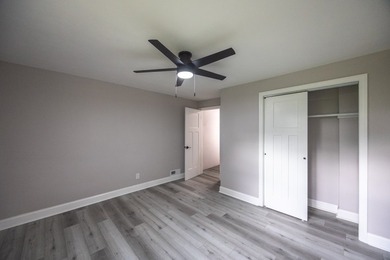 This is a 10/10! Beautifully transformed spacious ranch in the - photo 13