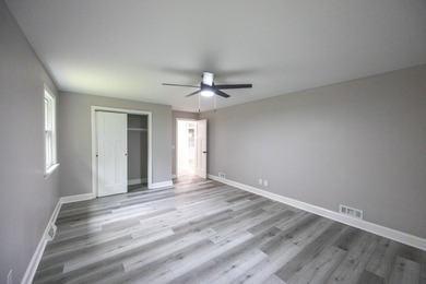 This is a 10/10! Beautifully transformed spacious ranch in the - photo 18