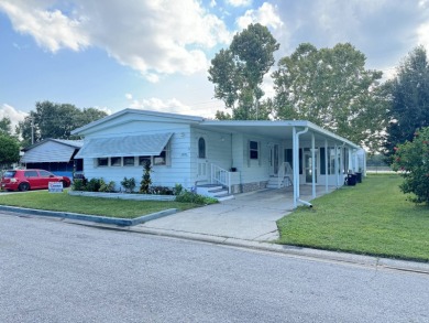 (private lake, pond, creek) Home For Sale in Orlando Florida