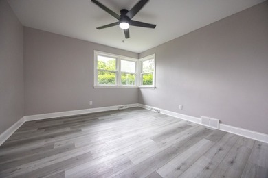 This is a 10/10! Beautifully transformed spacious ranch in the - photo 26