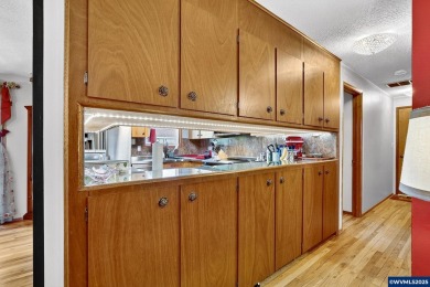 A Bumpable Offer has Been Accepted. Charming and energy-smart 2