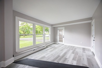 This is a 10/10! Beautifully transformed spacious ranch in the - photo 28