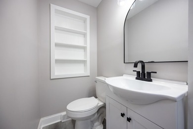 This is a 10/10! Beautifully transformed spacious ranch in the - photo 30
