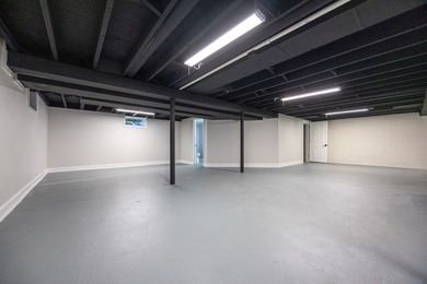 This is a 10/10! Beautifully transformed spacious ranch in the - photo 33
