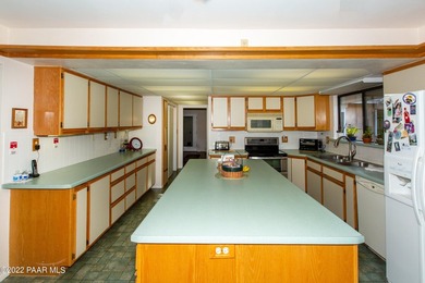 Granite Mountain views minutes from downtown Prescott! - photo 37