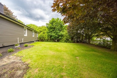 This is a 10/10! Beautifully transformed spacious ranch in the - photo 40