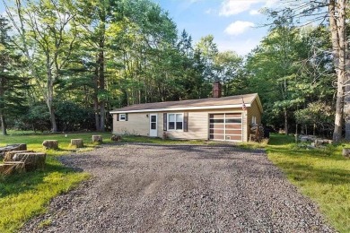 Lake Home For Sale in Albrightsville, Pennsylvania