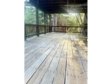 Welcome to this charming Donner Lake retreat with beautiful - photo 4