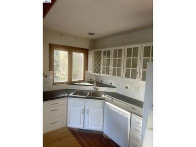 Welcome to this charming Donner Lake retreat with beautiful - photo 6