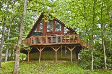Lake Home For Sale in Bushkill, Pennsylvania