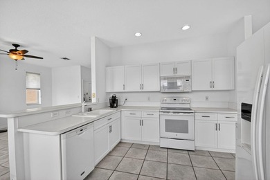 Nicely updated two-story home with beautiful waterfront views! - photo 9