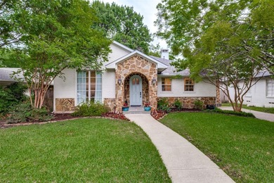 Completely updated and expanded in the highly sought-after - photo 1