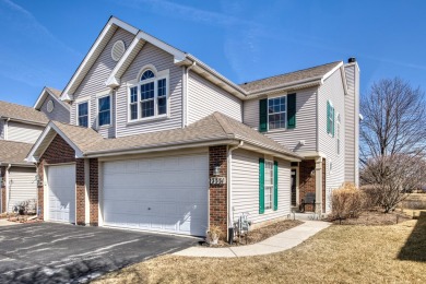 Lake Townhome/Townhouse Sale Pending in Carpentersville, Illinois