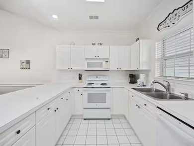 1 CAR GARAGE INCLUDED, PERFECTLY LOCATED, METICULOUSLY MAINT - photo 13