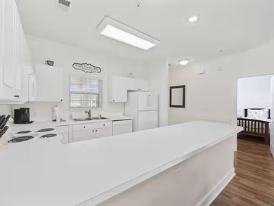 1 CAR GARAGE INCLUDED, PERFECTLY LOCATED, METICULOUSLY MAINT - photo 16