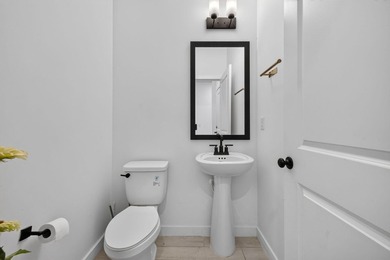Built in 2023, this beautifully maintained 3-bedroom, 2 - photo 16