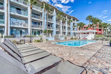 Stunning top-floor Gulf-view condo in Gulf Place! There are many - photo 23