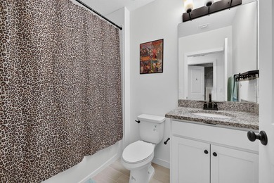 Built in 2023, this beautifully maintained 3-bedroom, 2 - photo 23