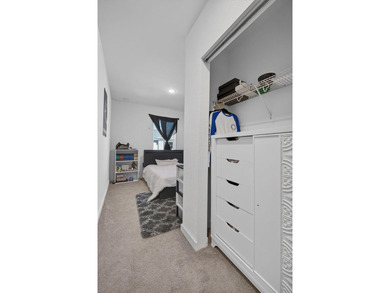 Built in 2023, this beautifully maintained 3-bedroom, 2 - photo 32