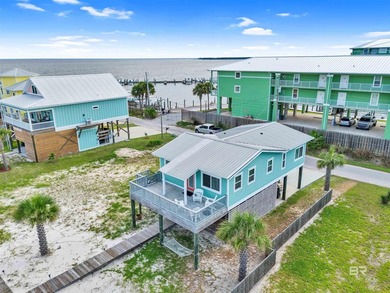 Just in time for Summer, this ADORABLE WATERFRONT COTTAGE ON - photo 34