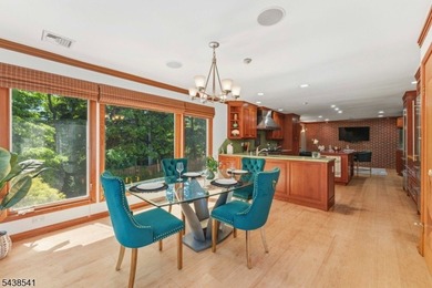Exceptional custom ranch showcasing quality craftsmanship - photo 7