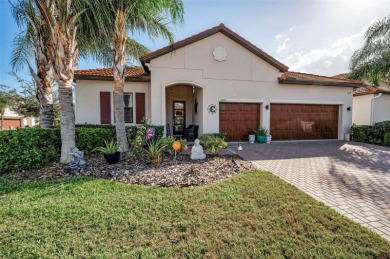 Lake Home For Sale in Wimauma, Florida