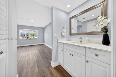 Welcome to this beautifully maintained 2 bedroom, 2 bathroom - photo 22