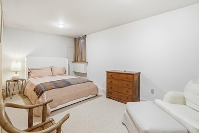 An iconic retreat in Chilmark, this totally renovated beach - photo 31