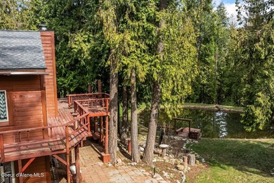 PRIVATE SANCTUARY CLOSE TO TOWN. Imagine living in a beautiful - photo 38