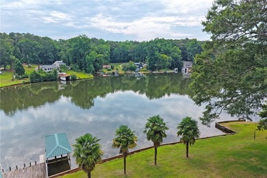 Lake life is supposed to be easy, and this one delivers from the - photo 39