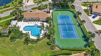 Welcome to this charming 3-bedroom, 2.5-bathroom townhouse - photo 48