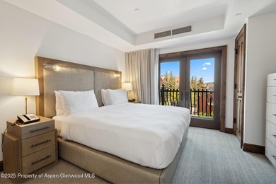 2024 renovations completed (including new decor, furniture - photo 12
