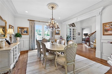 Luxury and a refined lifestyle are waiting for you here inside - photo 12