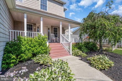 *Brand New Price and Seller Assistance with closing costs* Do - photo 16